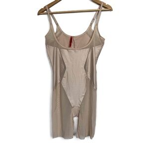 SPANX Haute Contour Open-Bust‎ Mid-Thigh Shape BodySuit Sheer Beige Size Large